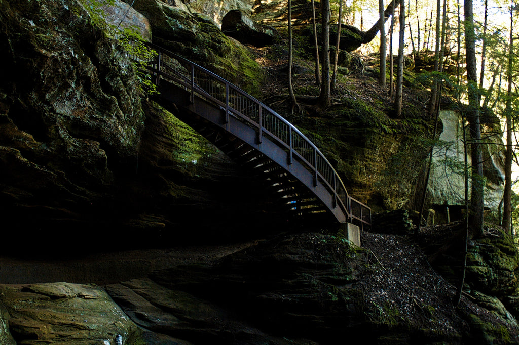 Jornada pela Terra: Explorando as Fascinantes Cavernas de Ohio 